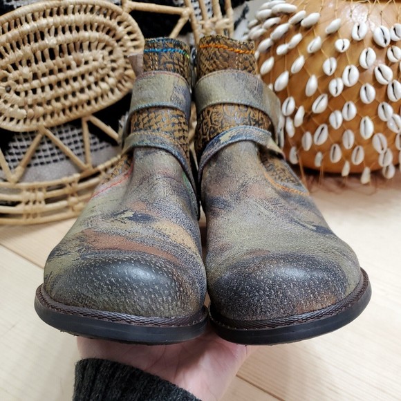 L'Artiste Spring Step Shazzam Leather Hand Painted Ankle Booties Artsy Boho NWOB - Picture 5 of 16